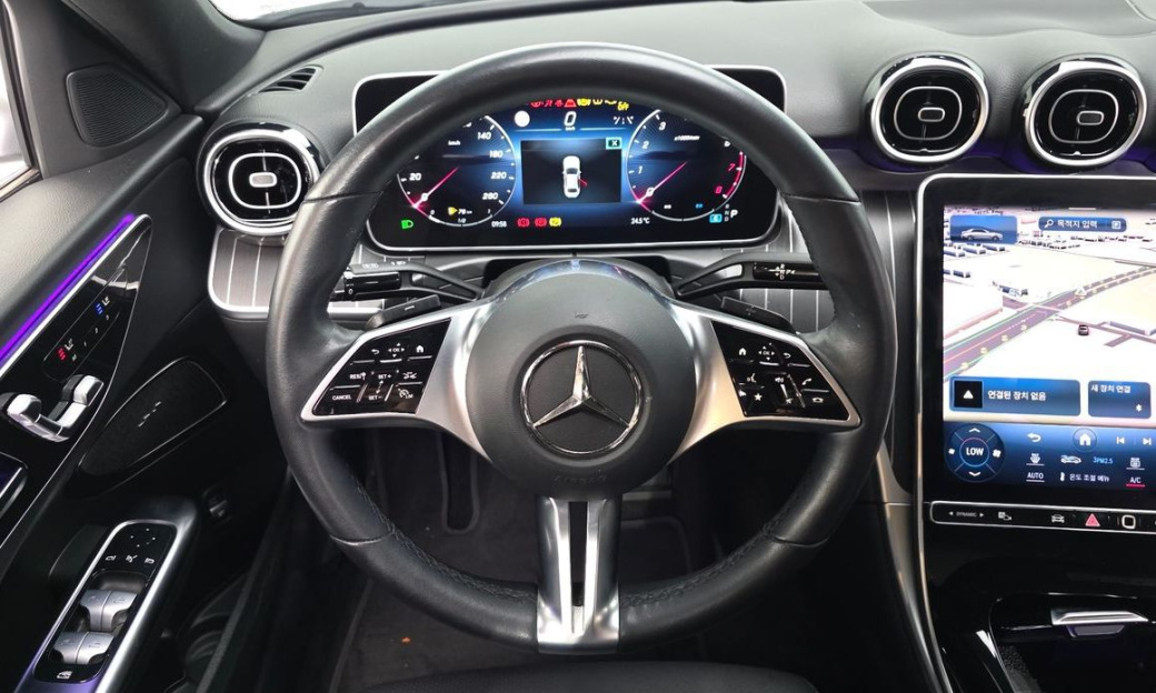 Mercedes-Benz C-Class C300 4MATIC Avantgarde, 2024