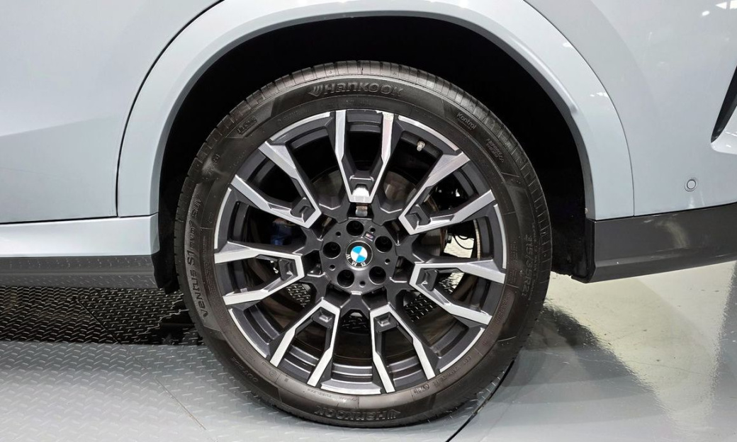 BMW X6 xDrive40i M Sport, 2024