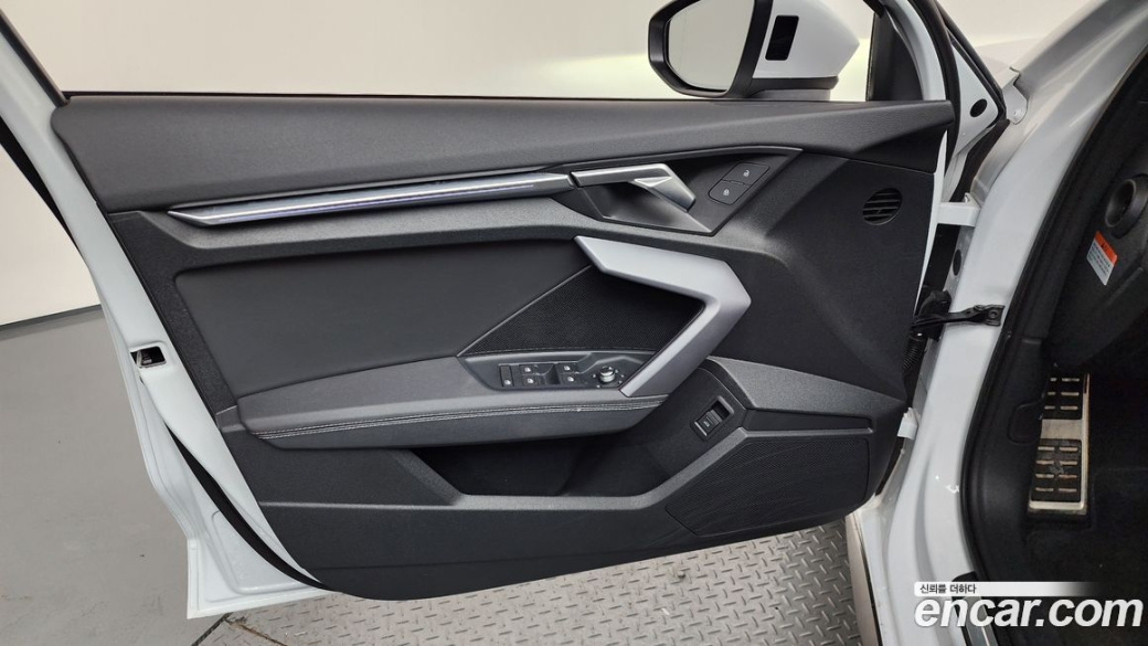 Audi A3 40 TFSI Premium, 2025