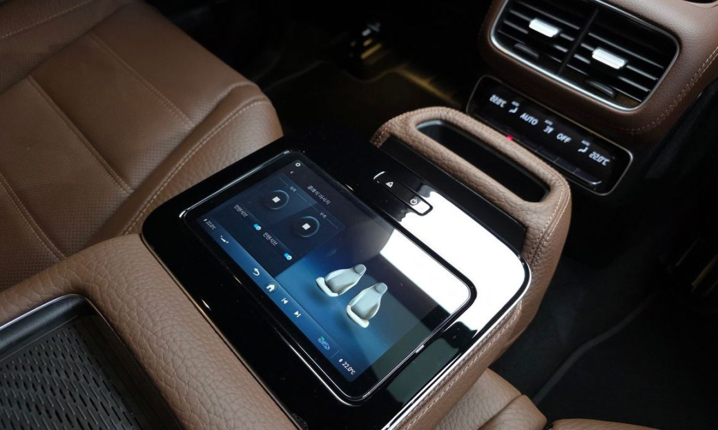 Mercedes-Benz GLS-Class GLS450 4MATIC, 2025
