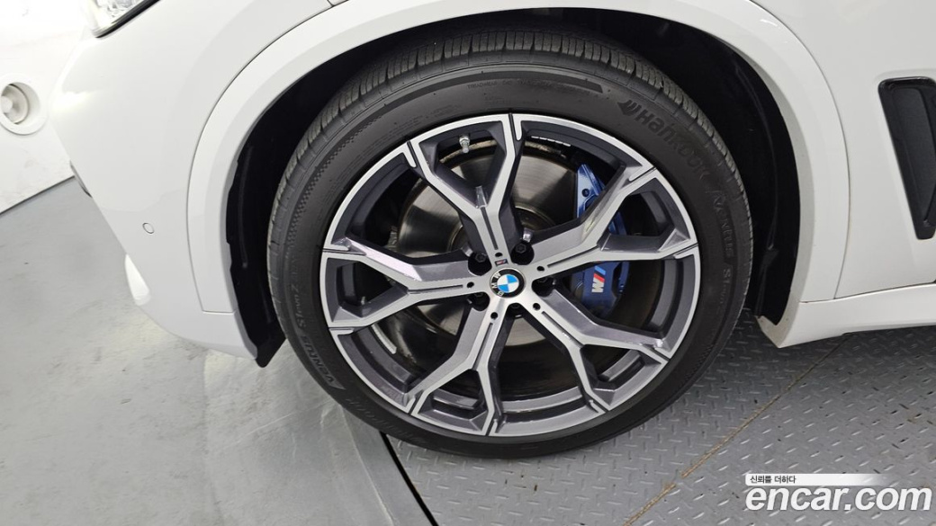 BMW X5 xDrive 30d M Sport, 2023