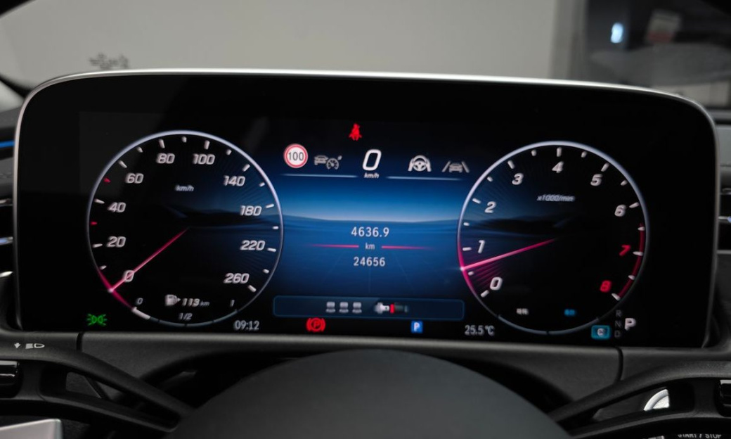 Mercedes-Benz E-Class E200 Avantgarde, 2024