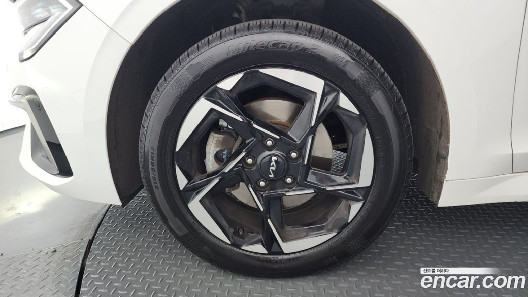 Kia K5 2.0, 2024