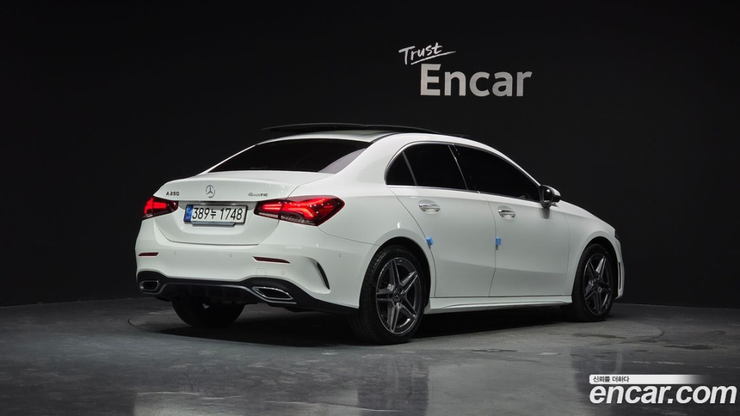 Mercedes-Benz A-Class A250 4MATIC Sedan, 2023