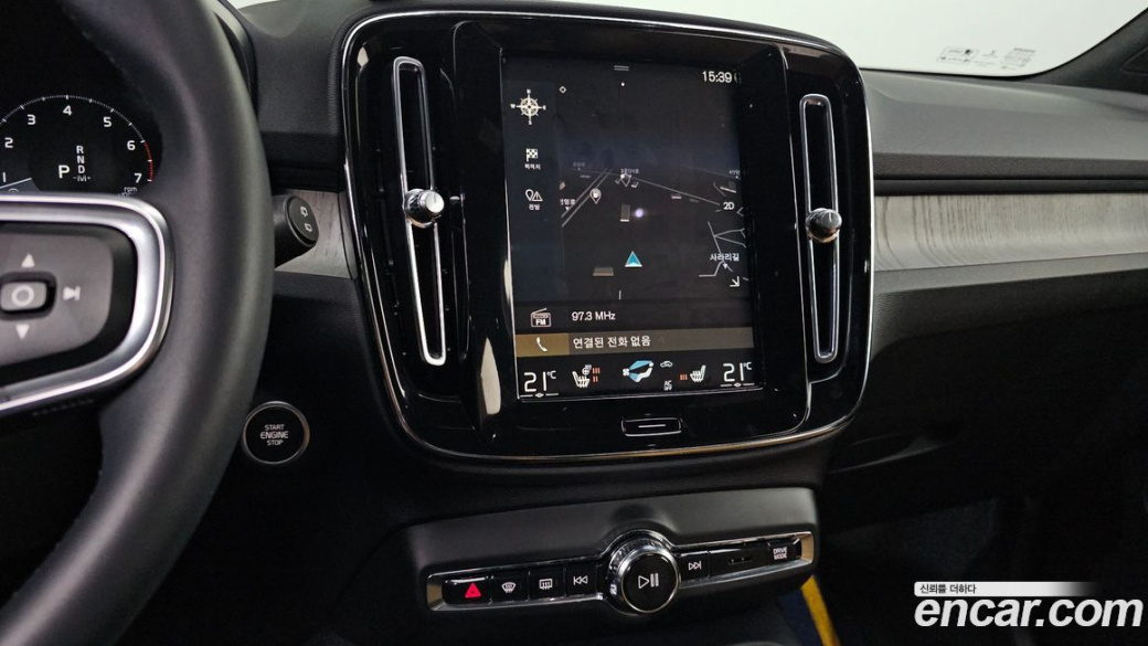 Volvo XC40 B4 Inscription, 2022