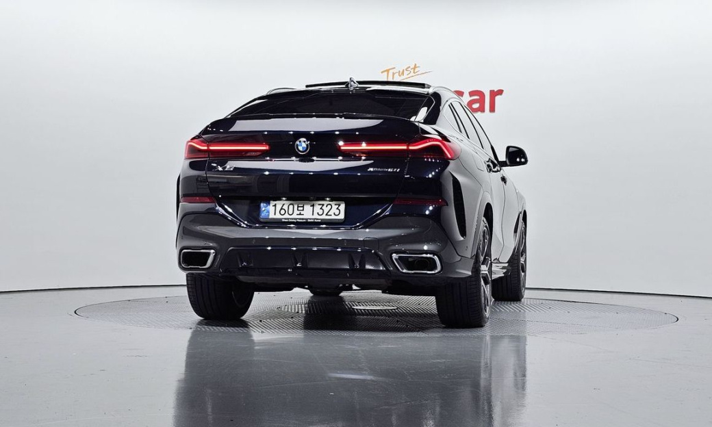 BMW X6 xDrive40i M Sport, 2022
