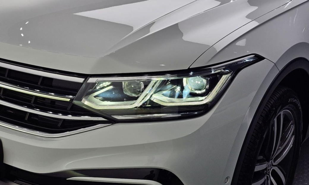 Volkswagen Tiguan 2.0 TSI Prestige, 2024