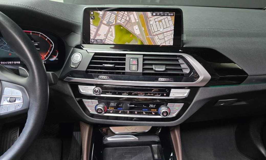 BMW X4 xDrive20i xLine, 2021
