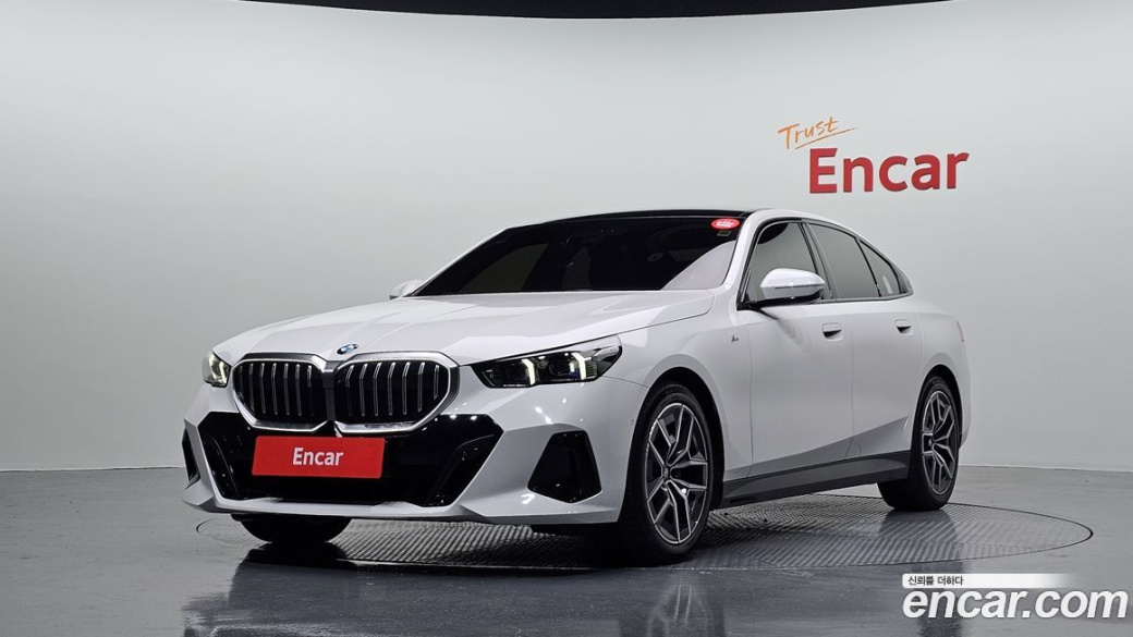 BMW 5-Series 523d M Sport, 2024