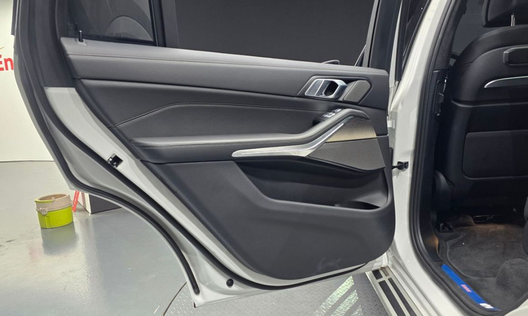 BMW X7 xDrive 40d Design Pure Excellence 7-Seater, 2025
