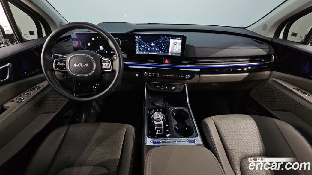 Kia Carnival 9-Seater Signature, 2025