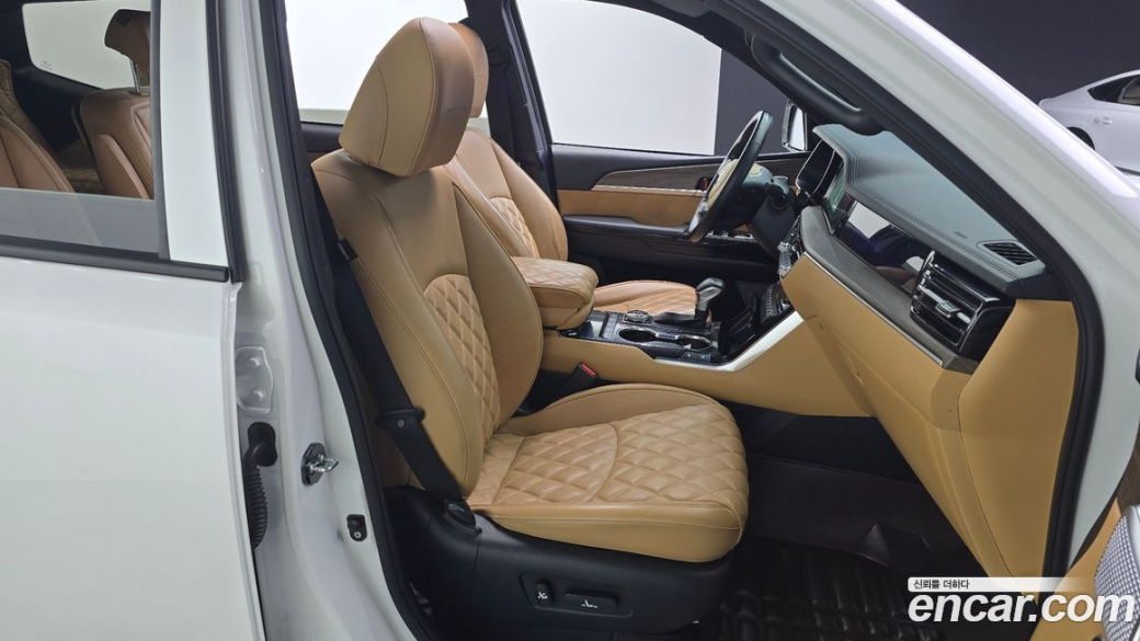 Kia Mohave Diesel 3.0 4WD 6-Seater, 2021