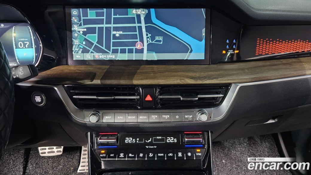 Kia Mohave Diesel 3.0 4WD 6-Seater, 2022