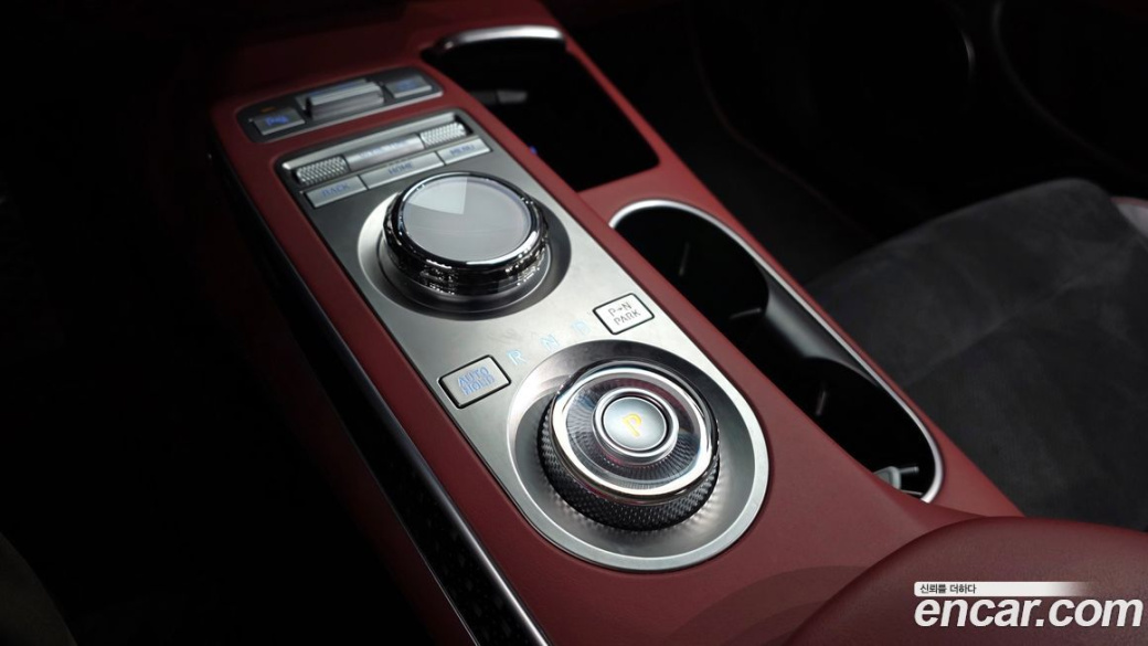 Genesis GV70 2.5T Gasoline 2WD, 2021