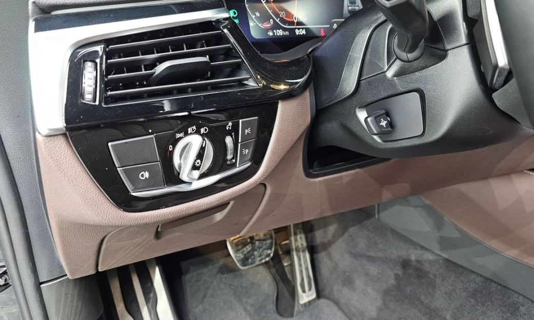 BMW Gran Turismo 630i xDrive M Sport, 2022