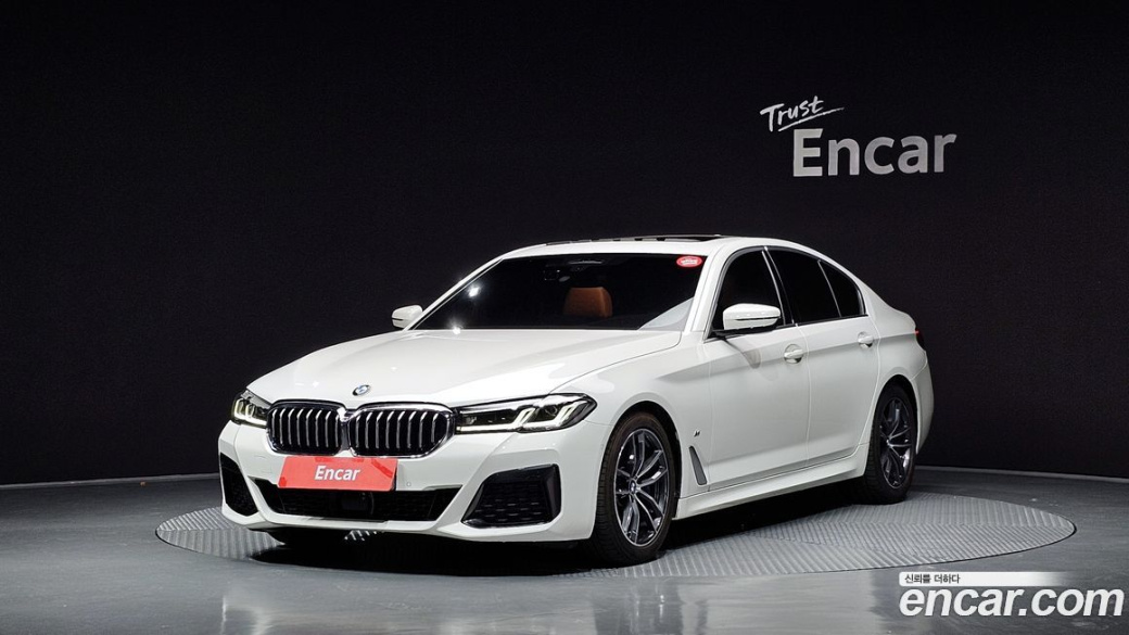 BMW 5-Series 520i M Sport, 2022