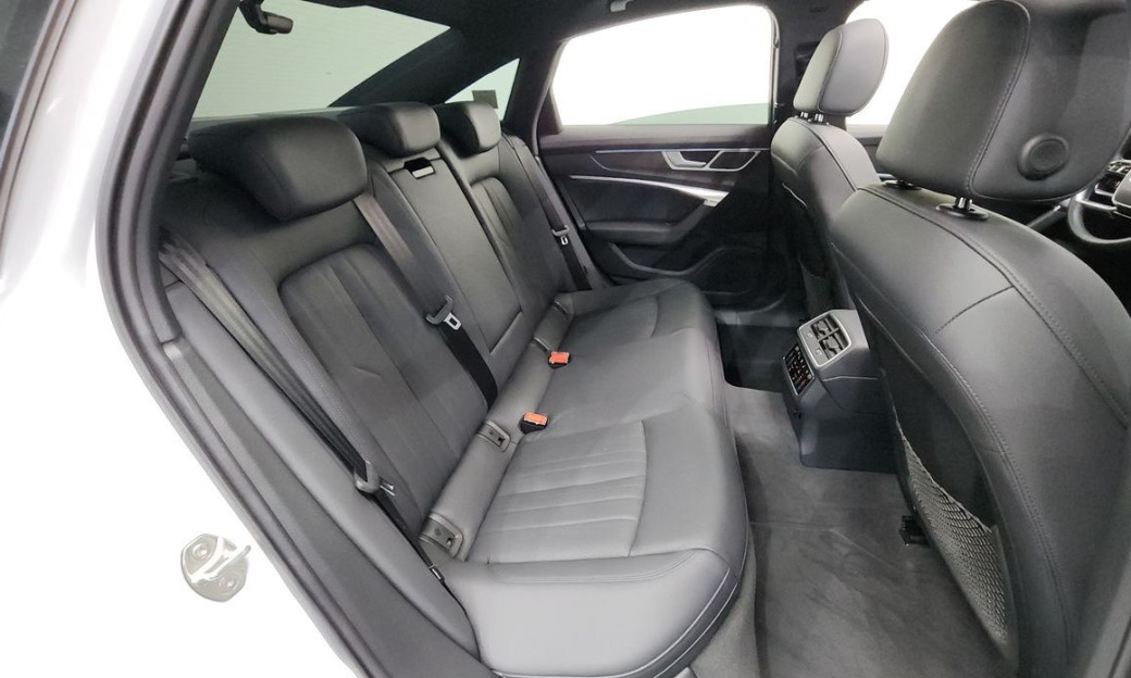 Audi A6 45 TFSI Quattro Premium, 2022
