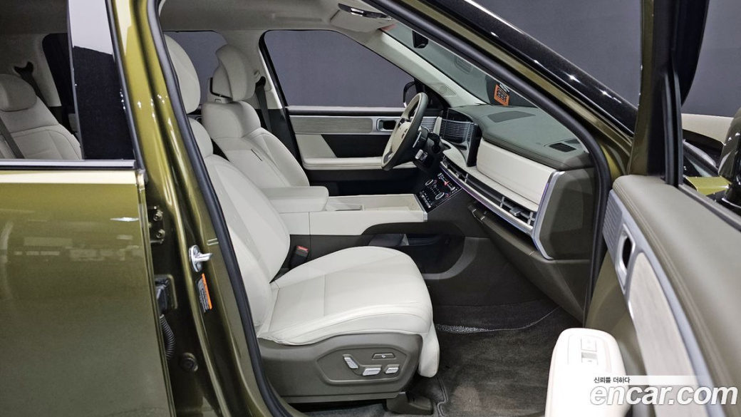 Hyundai Santafe Gasoline 2.5T 4WD, 2025