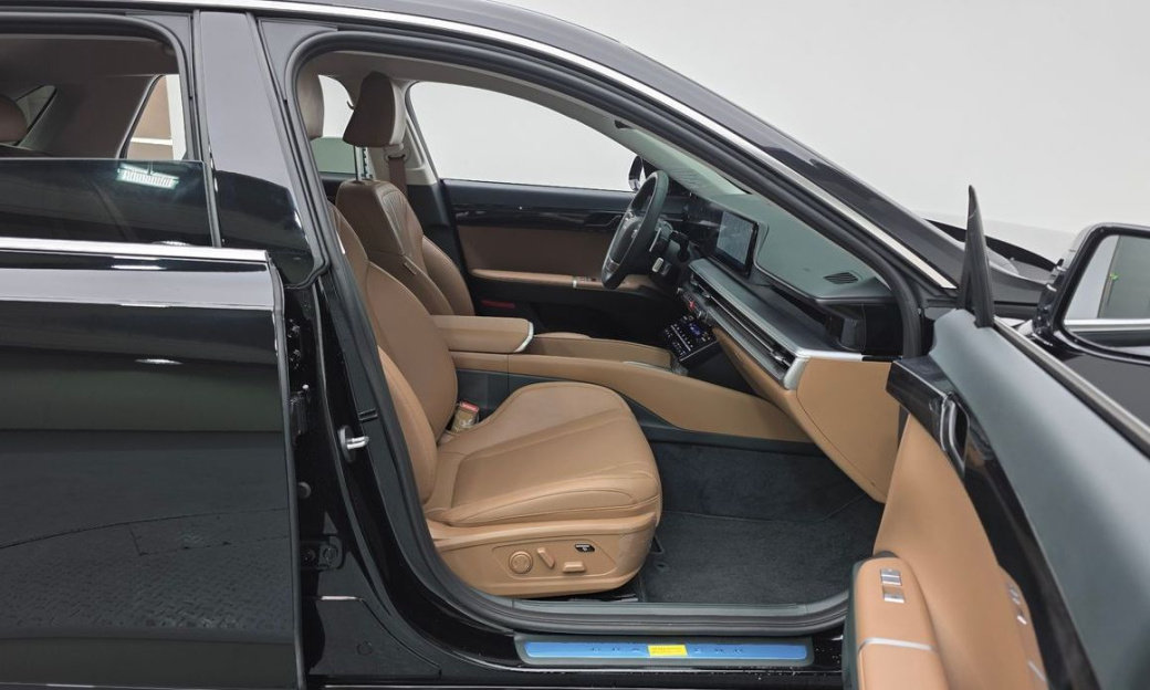 Hyundai Grandeur 2,5 Gasoline 2WD, 2025