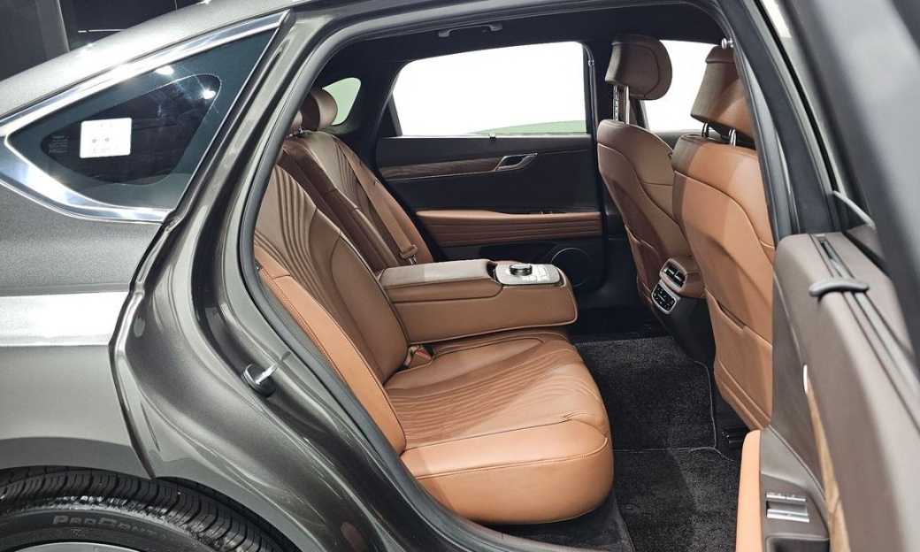 Genesis G80 Gasoline 2.5 Turbo AWD, 2024