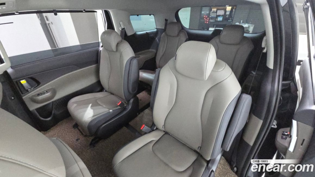 Kia Carnival 9-Seater Noblesse, 2024