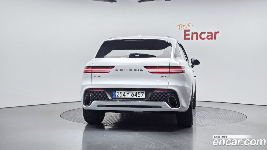 Genesis GV70 2.5T Gasoline AWD, 2024