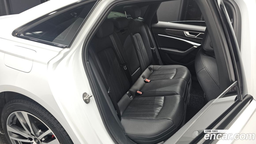 Audi A6 45 TFSI Quattro Premium, 2023