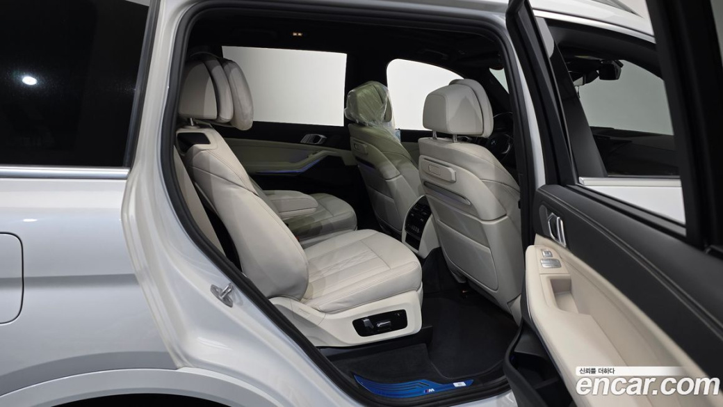 BMW X7 xDrive 40i M Sport 6STR, 2025