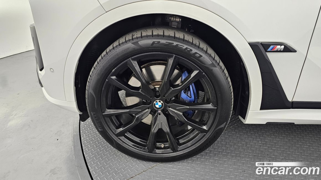 BMW X7 M60i xDrive M sport 6STR, 2024