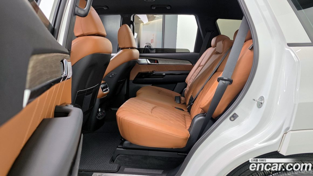 Kia Mohave Diesel 3.0 4WD 7-Seater, 2023