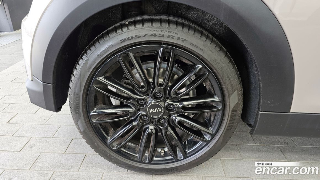 Mini Cooper  , 2024