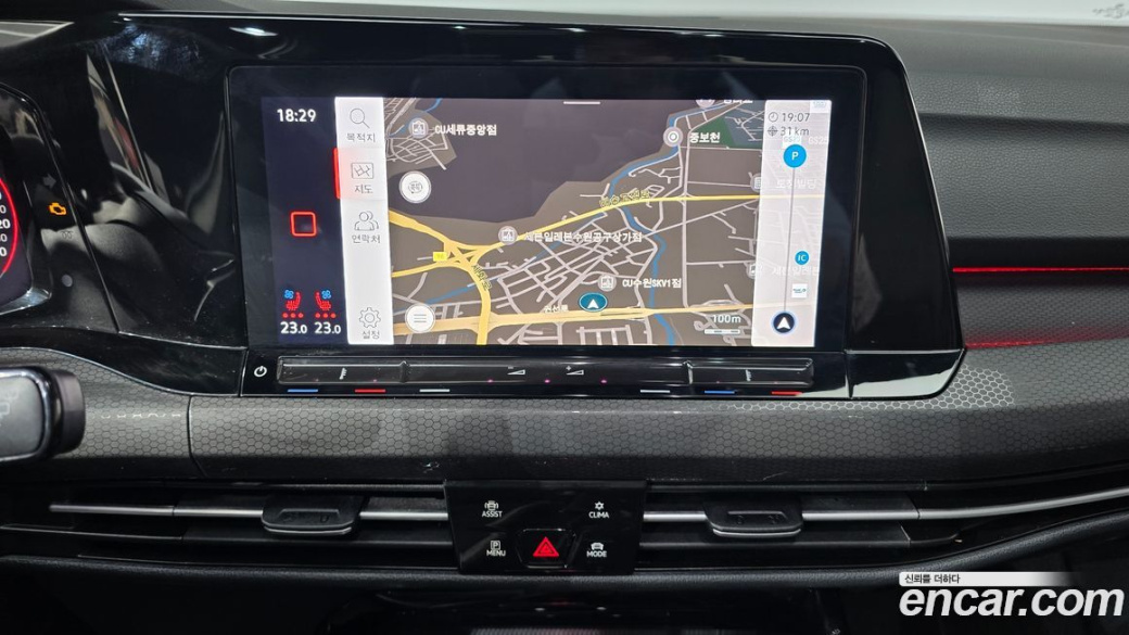 Volkswagen Golf 2.0 GTI, 2024