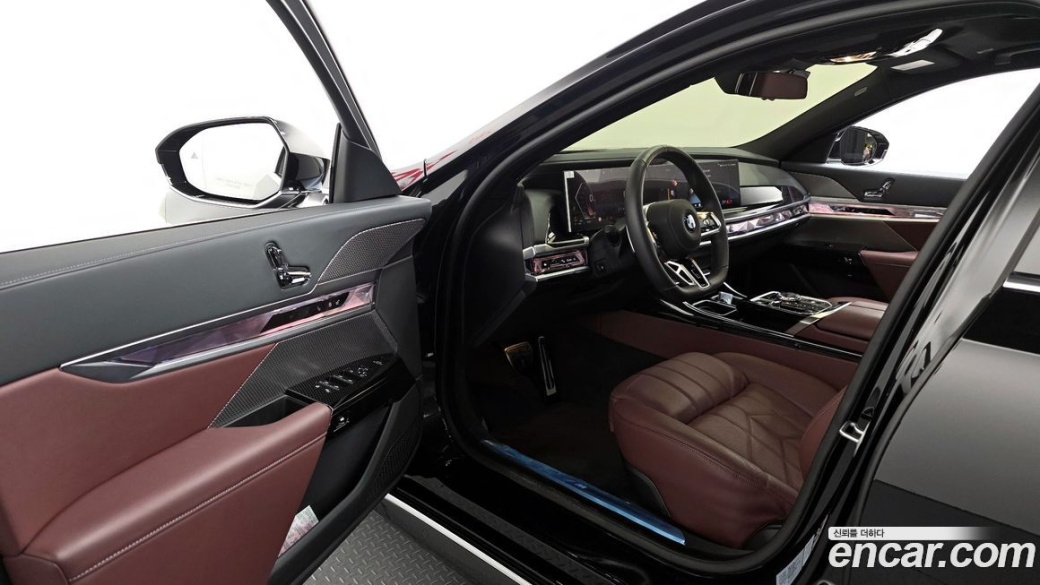 BMW 7-Series 740d xDrive M Sport, 2025
