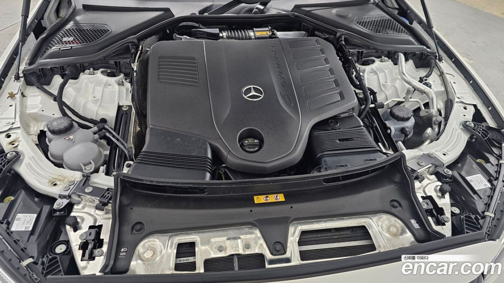 Mercedes-Benz E-Class E450 4MATIC, 2025