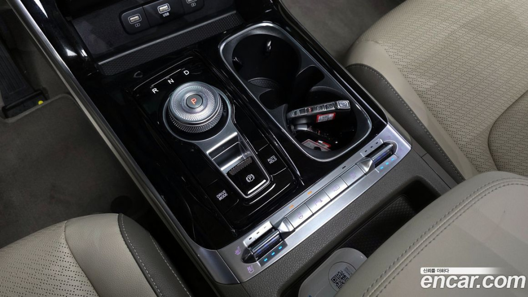 Kia Carnival 9-Seater Noblesse, 2023