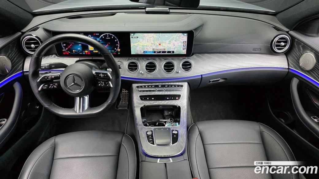 Mercedes-Benz E-Class E350 4MATIC AMG Line, 2022