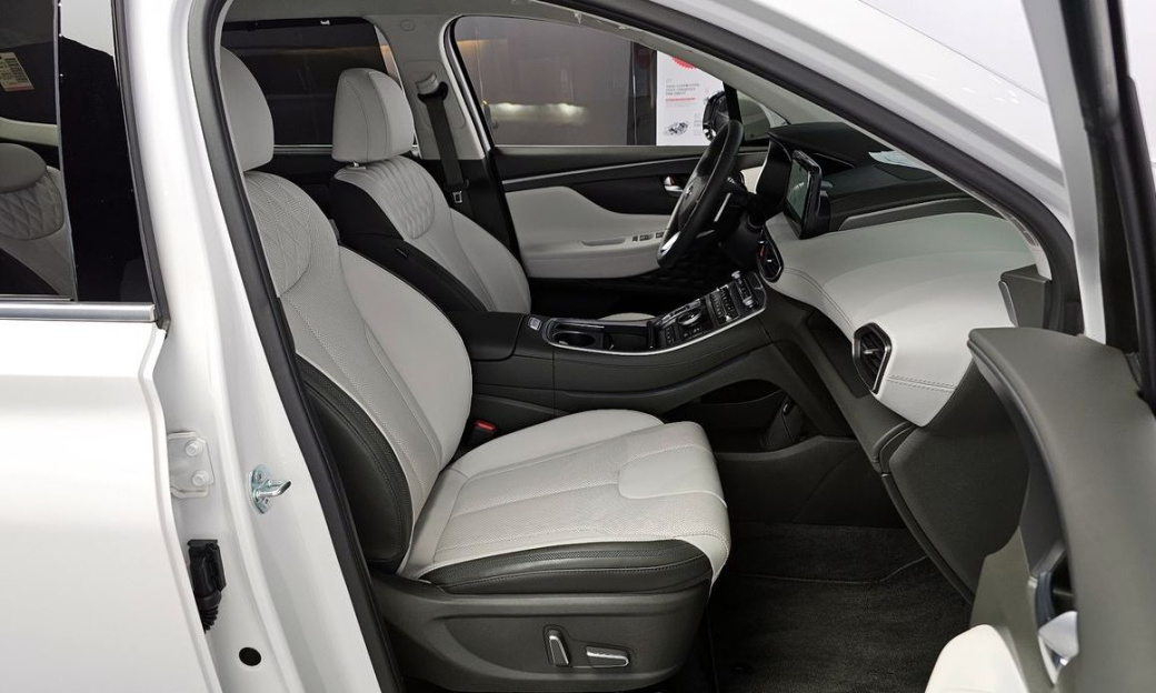 Hyundai Santafe Gasoline 2.5T 2WD, 2023