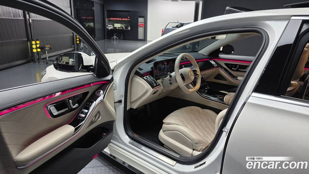Mercedes-Benz S-Class S500L 4MATIC, 2023