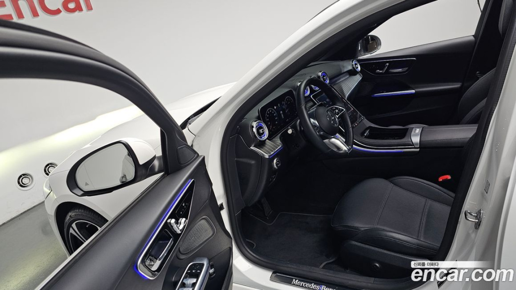 Mercedes-Benz C-Class C300 4MATIC Avantgarde, 2023