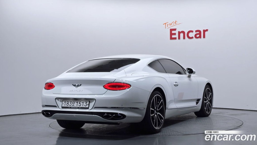 Bentley Continental 4.0 GT, 2022