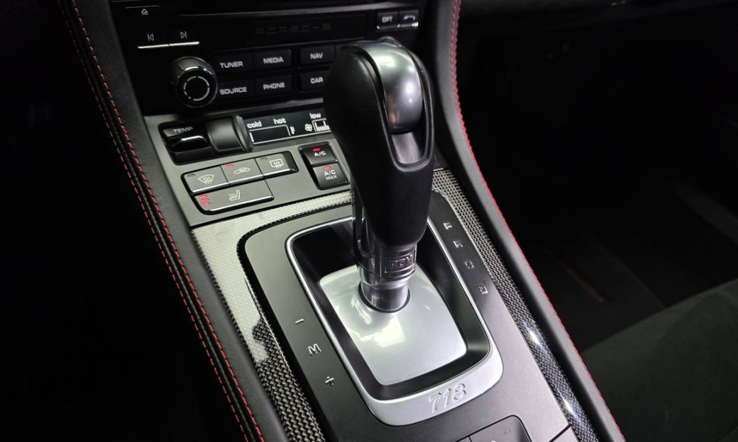 Porsche 718 4.0 GTS, 2024