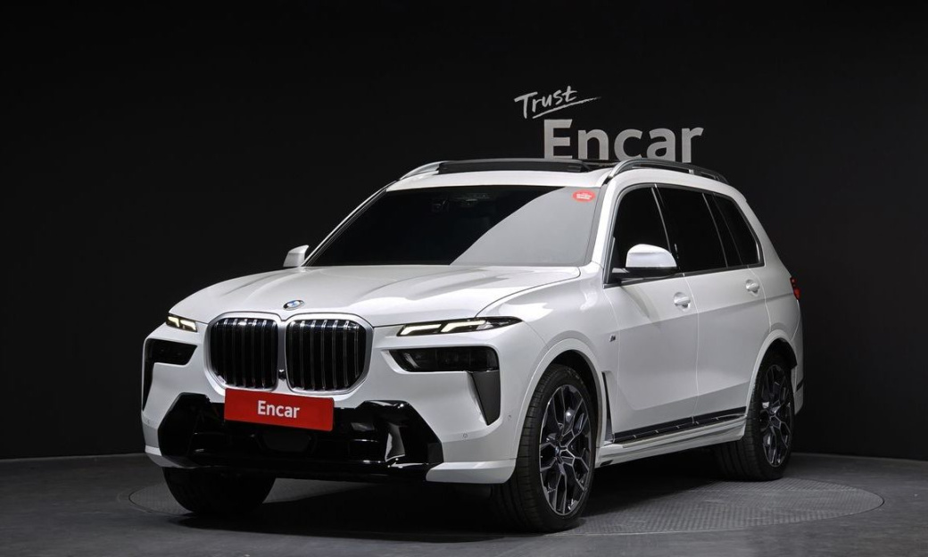 BMW X7 xDrive 40i M Sport 6STR, 2025
