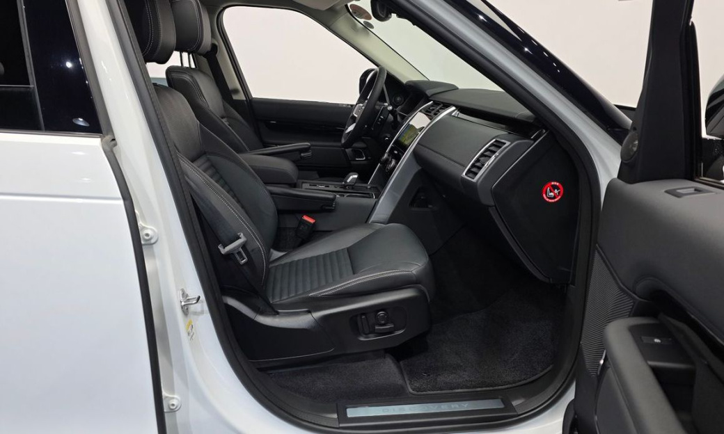 Land Rover Discovery D250 S, 2024