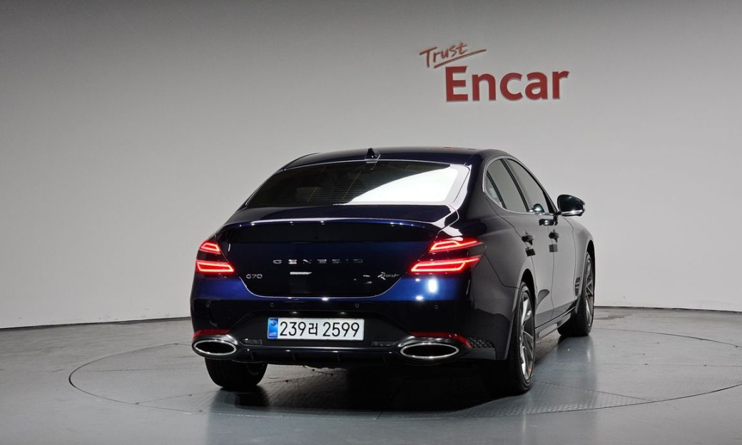 Genesis G70 Gasoline 2.5T 4WD, 2025