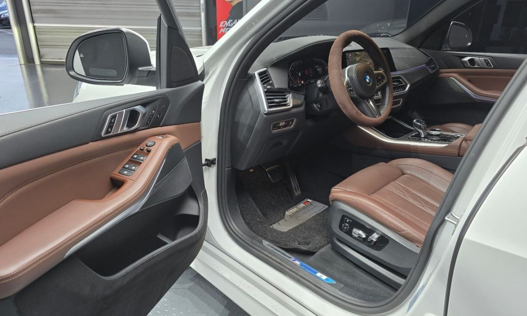 BMW X5 xDrive 30d M Sport, 2022