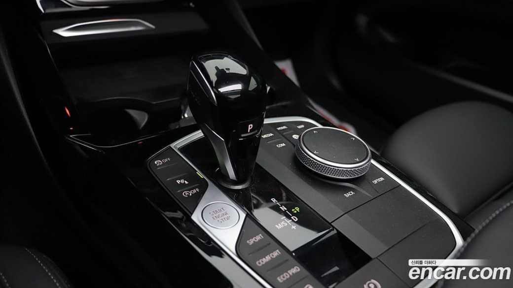 BMW X3 xDrive 20i, 2022