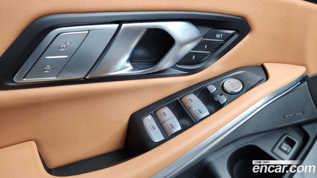 BMW 3-Series 320i M Sport, 2023