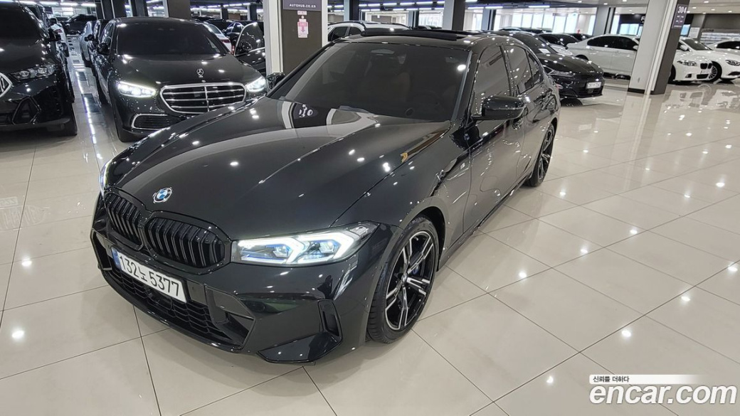 BMW 3-Series 320i M Sport, 2023