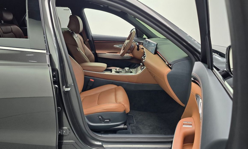 Genesis GV70 2.5T Gasoline 2WD, 2025
