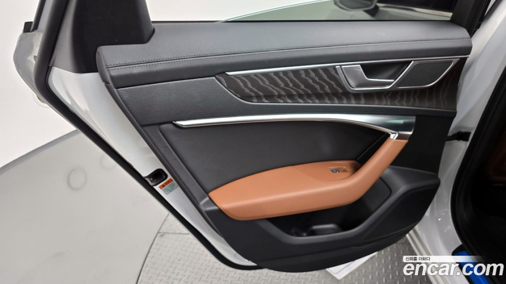 Audi A6 45 TFSI Premium, 2023